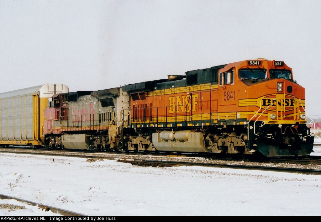 BNSF 5841 East